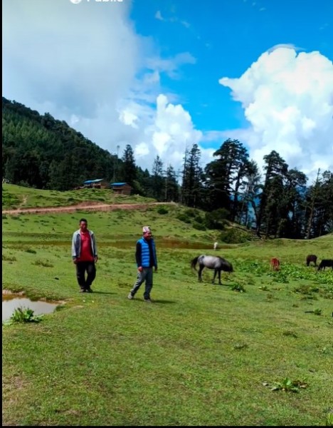 साउने पुर्णिमाको तयारीमा हुम्लाका नागरिकहरुः ताजाकोटको बातमाडौंंमा होटेल पसल राख्न शुरु 