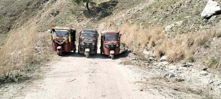 सडक असहजले हुम्ला पुगेका अटो रिक्सा फिर्ता हुने तयारीमा